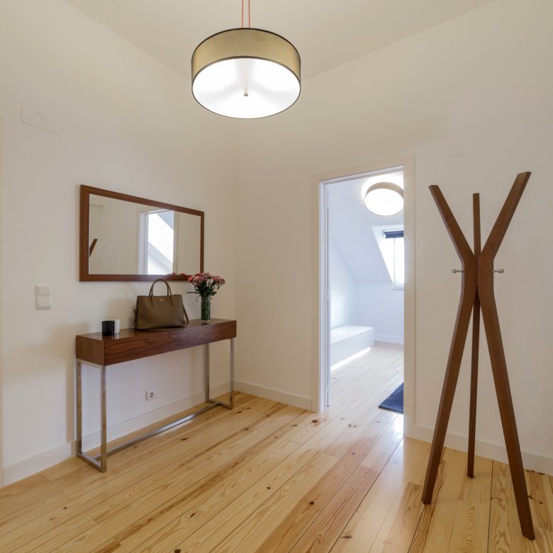Central apartment with doorman